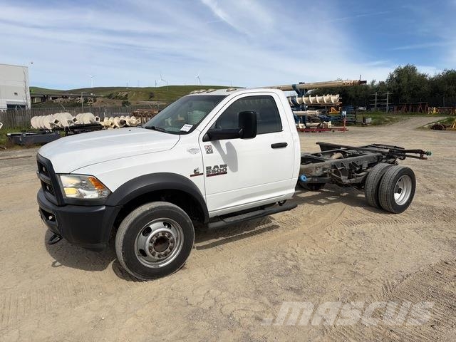 RAM 5500 Cabinas