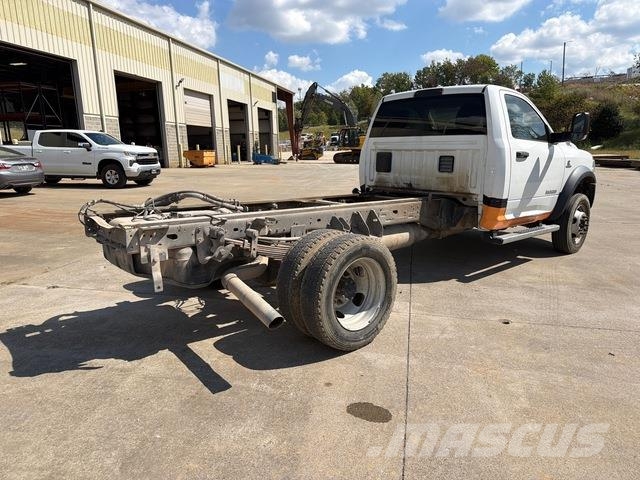 RAM 5500 Cabins and interior