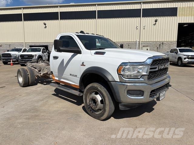 RAM 5500 Cabins and interior