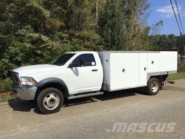 RAM 5500 皮卡.傳統半斗卡車/側卸板