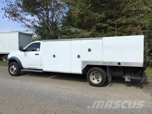 RAM 5500 皮卡.傳統半斗卡車/側卸板