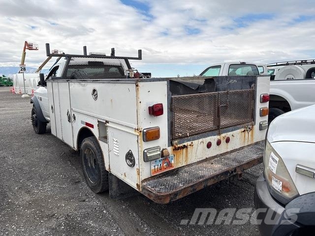 RAM 5500 Бортовые фургоны