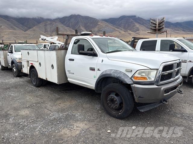 RAM 5500 Бортовые фургоны
