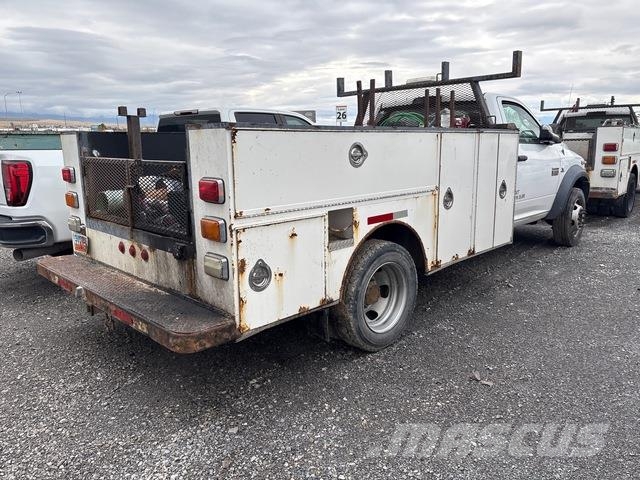 RAM 5500 Бортовые фургоны