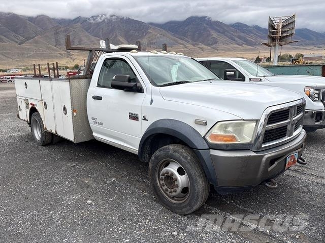 RAM 5500 Бортовые фургоны