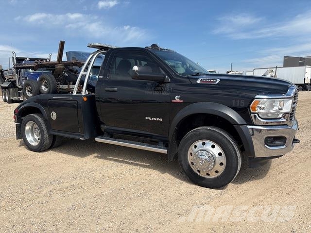 RAM 5500 Evakuators ar manipulatoru