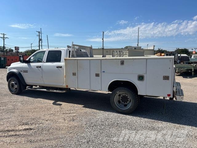 RAM 5500 皮卡.傳統半斗卡車/側卸板