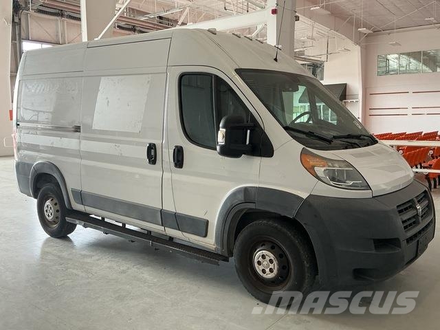 RAM Promaster 2500 Busy / Vany