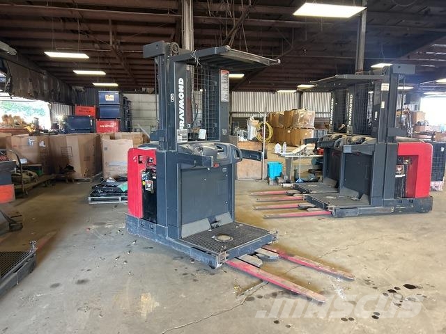Raymond 261-0PC30TT Middelsløftende plukketruck