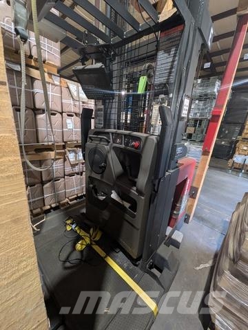 Raymond 560-OPC30TT Electric Order Picker Forklift Строителство - Други