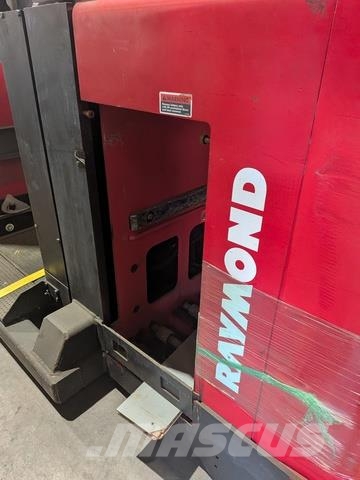 Raymond 560-OPC30TT Electric Order Picker Forklift Строителство - Други