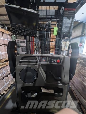 Raymond 560-OPC30TT Electric Order Picker Forklift Строителство - Други
