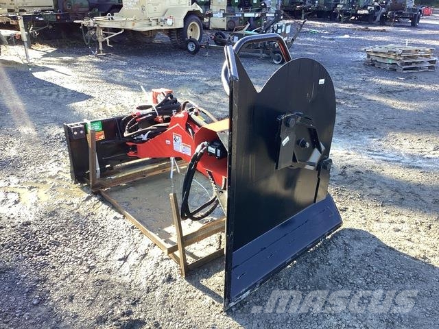  Raytree RABC44 Vrtni traktor kosilnice