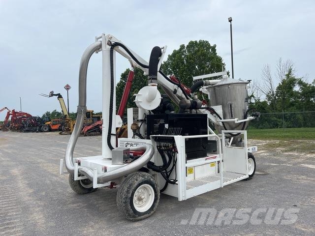 RBT services MasterVac MV7012 معدات حفر آبار المياه