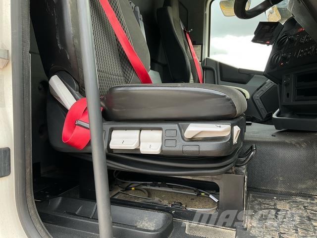 Renault C430 DTI 11 Other