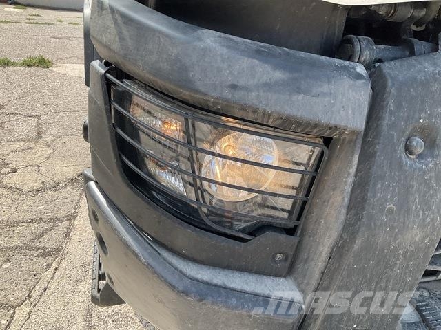 Renault C460 Paine-/imuautot