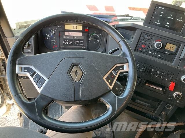Renault C460 Paine-/imuautot