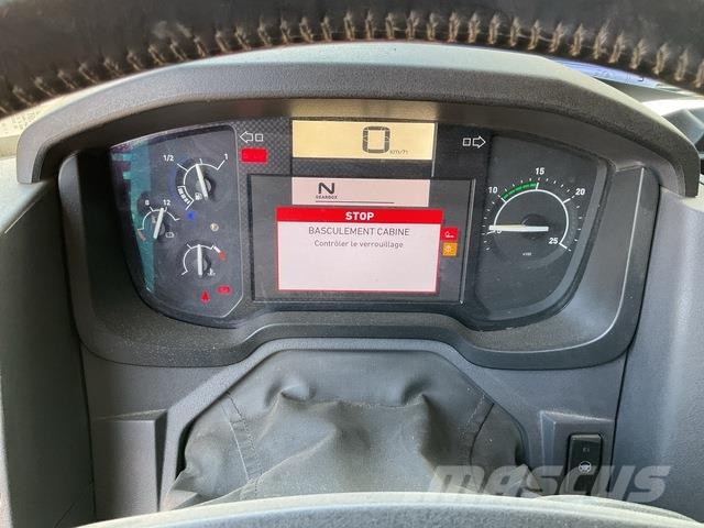 Renault C460 Paine-/imuautot