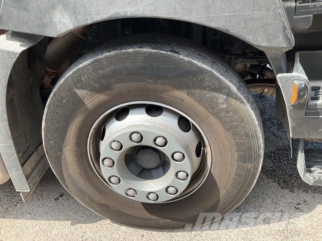 Renault C460 Paine-/imuautot