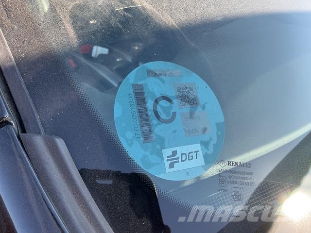 Renault Kadjar سيارات