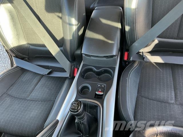 Renault Kadjar سيارات
