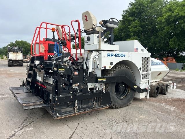 Roadtec RP-250E Finisseur