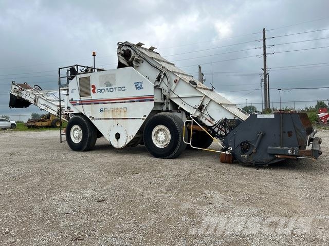 Roadtec SB2500 MTV (Material transport vehicle)
