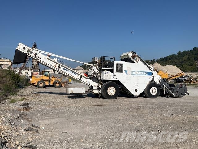 Roadtec SB2500B Materiālu pārvadāšanas tehnika