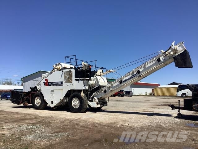 Roadtec SB2500C Vozila za prijevoz materijala