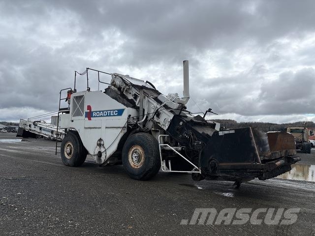 Roadtec SB2500C 物流运输车辆