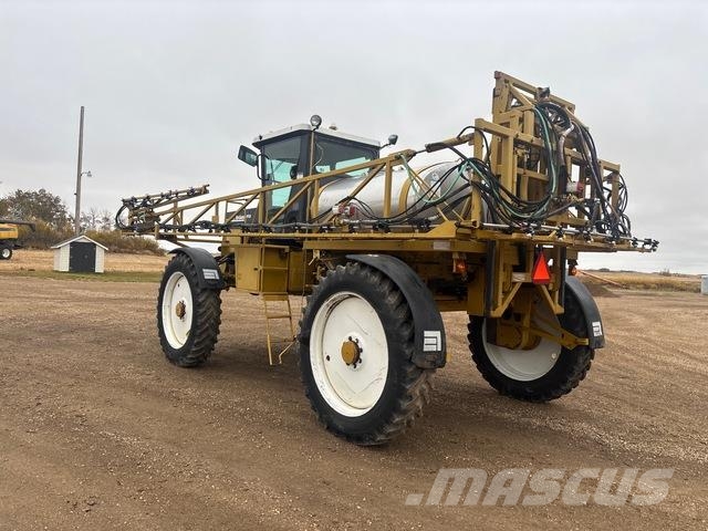 RoGator 854 Iseliikuvad pritsid