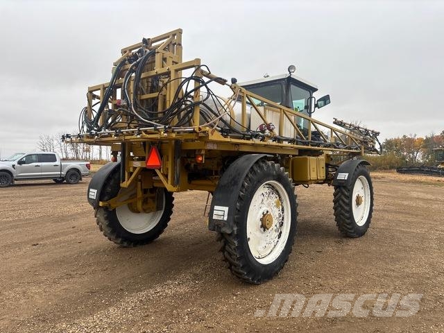 RoGator 854 Iseliikuvad pritsid