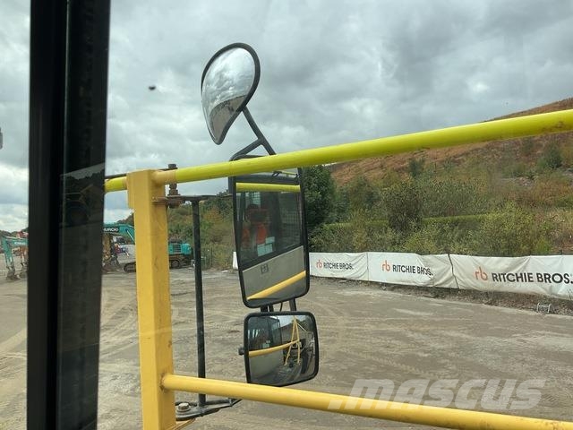Rokbak RA30 Dúmpers articulados