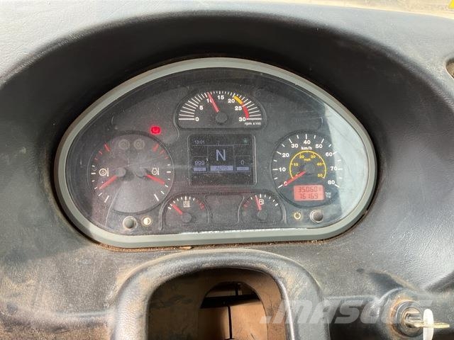 Rokbak RA30 Dúmpers articulados