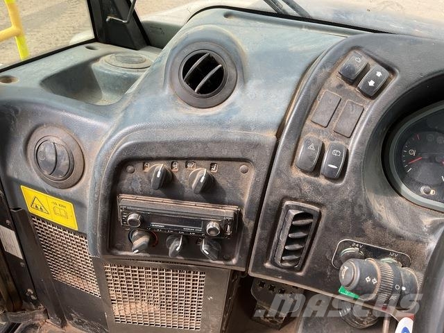 Rokbak RA30 Dúmpers articulados
