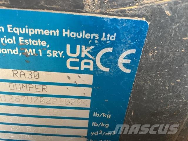 Rokbak RA30 Dúmpers articulados