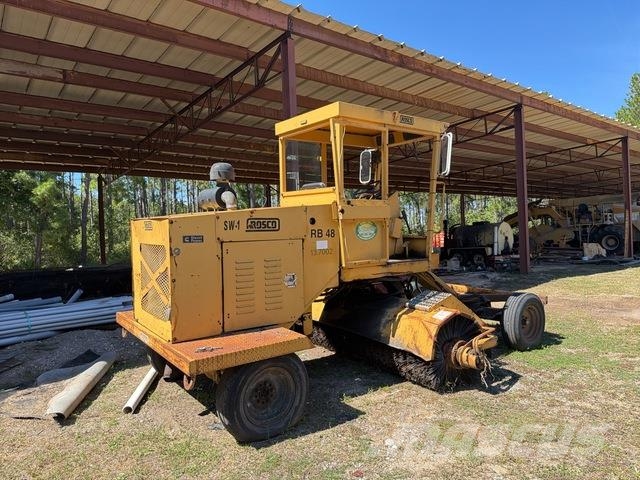 Rosco RB48 Inomhus sopmaskiner