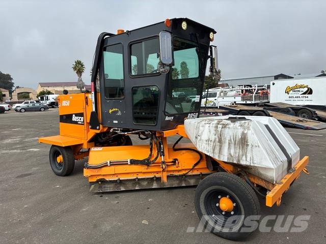 Rosco RB50 Stroji za notranje pometanje