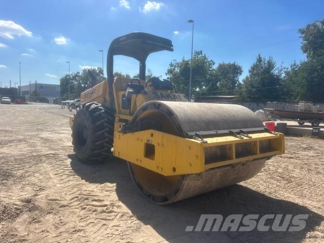 Sakai SV544T Egydobos hengerek