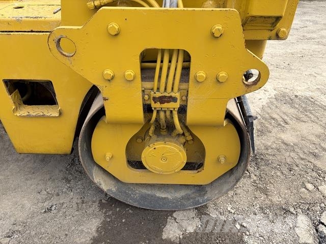 Sakai SW330 Twin drum rollers