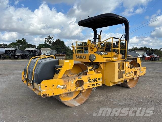 Sakai SW850-II Двойни барабанни ролки