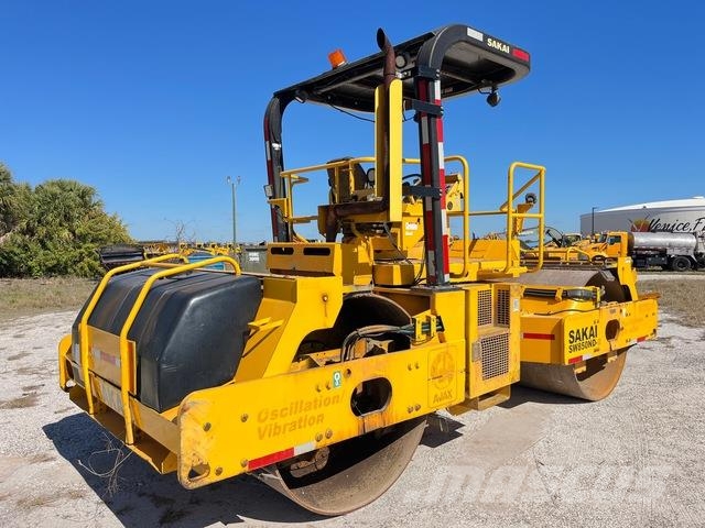 Sakai SW850ND-II Porinių būgnų volai