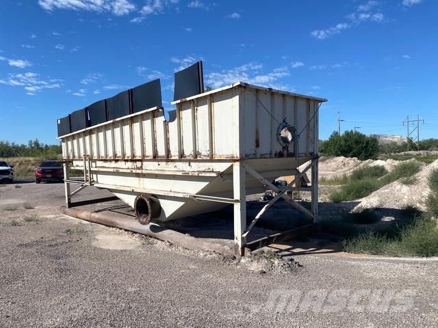  Sand Hopper and Motor Tanke og spande