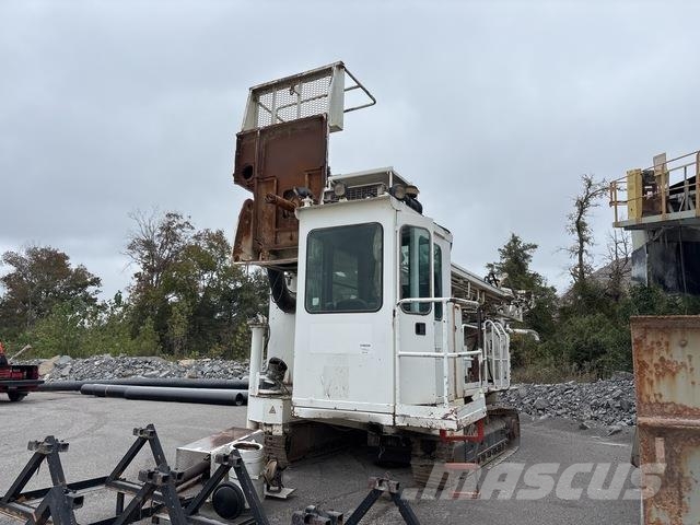 Sandvik D245S Буровые вышки