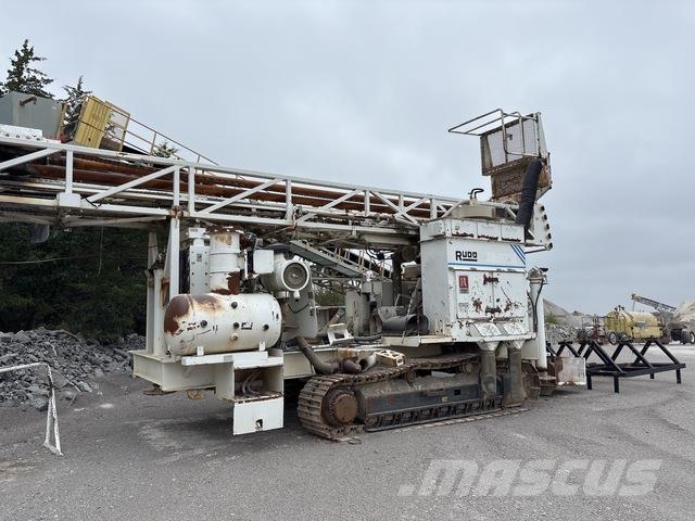 Sandvik D245S Буровые вышки