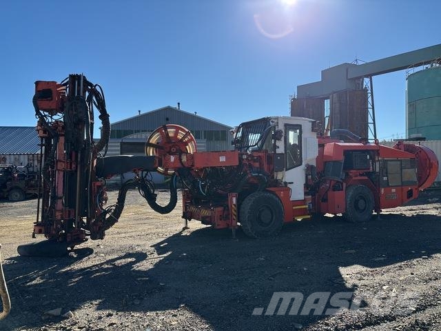 Sandvik DS421 Seilankerbohrwagen
