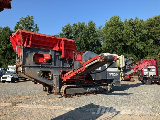 Sandvik QJ341 Station de broyage et concassage