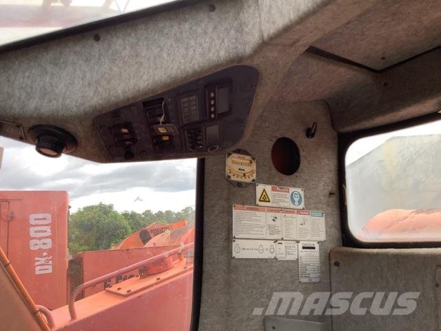 Sandvik RANGER DX800 Avolouhintaporauslaitteet