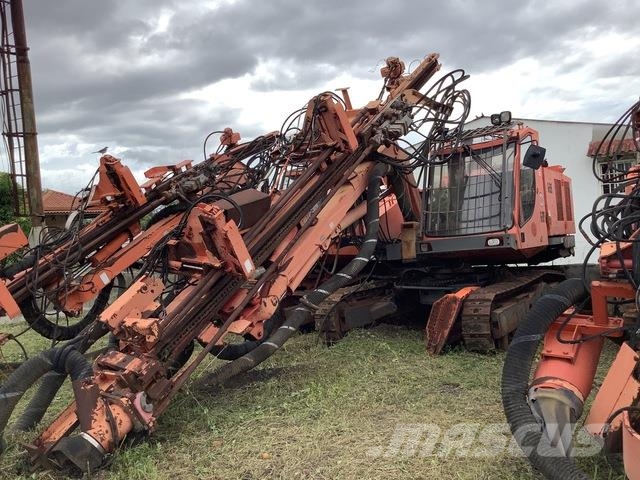 Sandvik RANGER DX800 Avolouhintaporauslaitteet