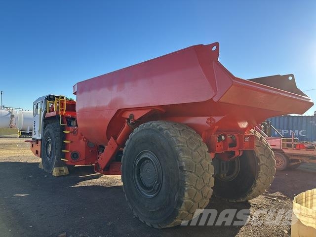 Sandvik TH540 Maaalused veokid